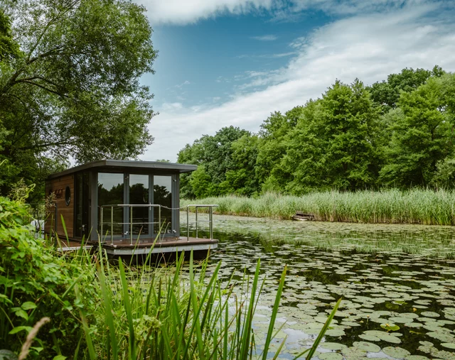 House Boat – domek na wodzie
